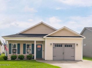 307 E Hargett St, Richlands, NC 28574