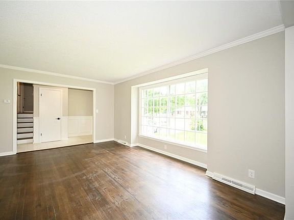 5th image of 1710 NE 68th St