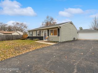 235 Malibu Dr, Bolingbrook, IL 60440