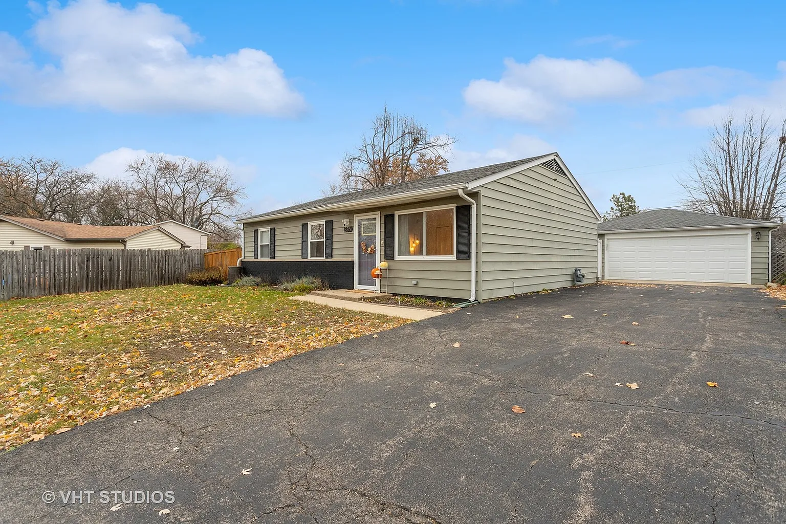 235 Malibu Dr photo 1