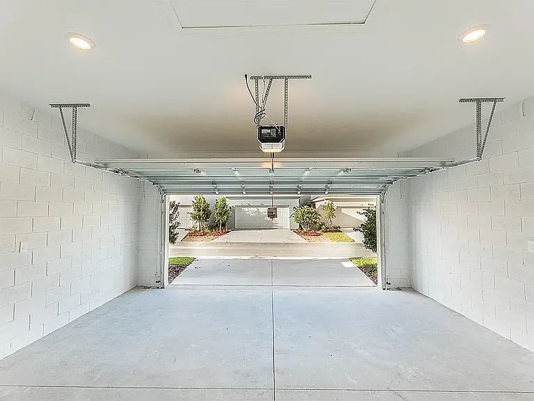 16300 Honey Harvest St — Photo 32
