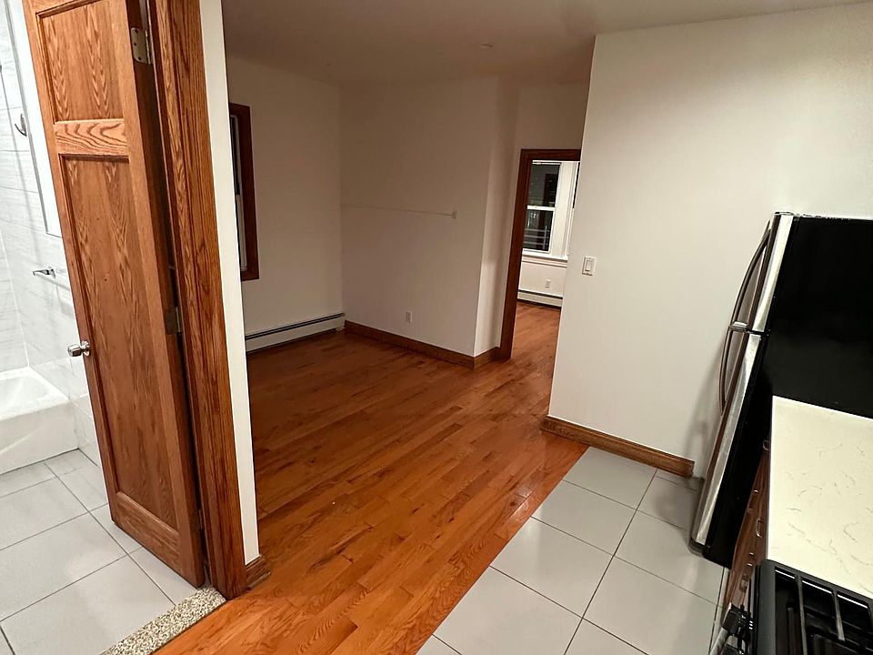 1st image of 32 Fairmount Ave #3