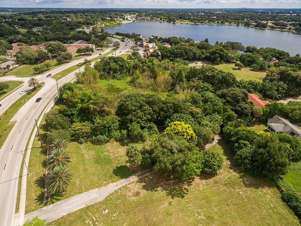 1st image of 1101 Cypress Gardens Blvd