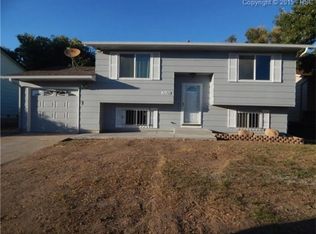 7170 White Mountain Dr, Colorado Springs, CO 80915