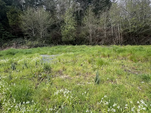 93748 Lorain Ave, Coos Bay, OR 97420