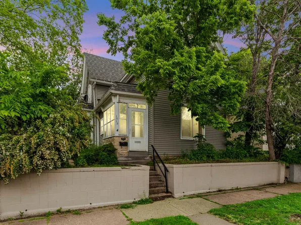 1019 Galtier St, Saint Paul, MN 55117