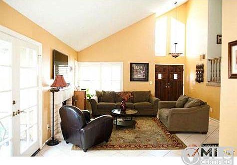 3rd image of 26122 Alejandro Dr