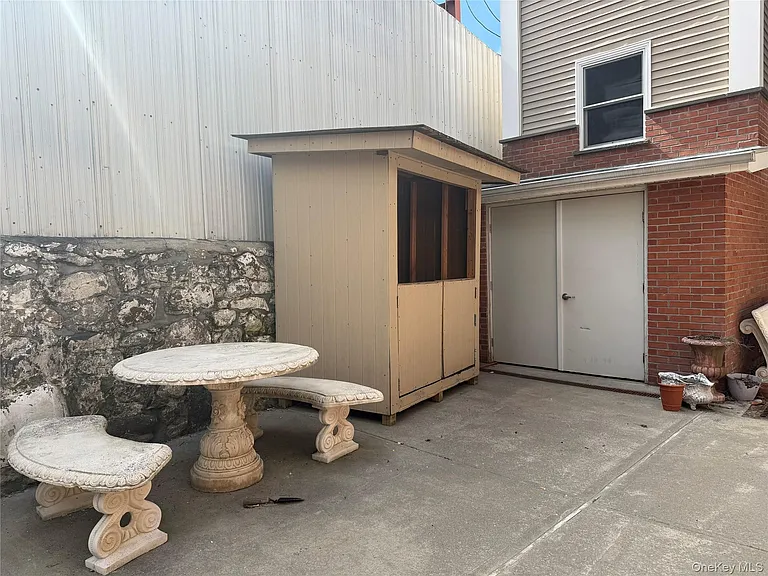 5 Brandreth St #2A — Photo 20