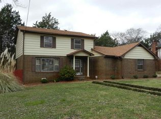 6515 Green Meadow Rd NW, Huntsville, AL 35810