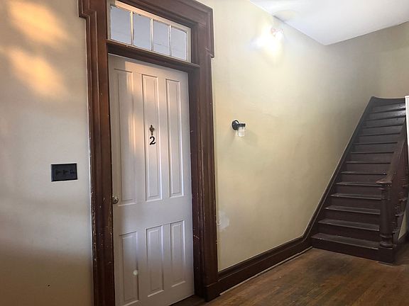 3rd image of 127 W Market St #127-2