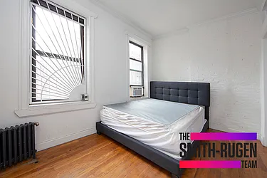 Rented by R New York