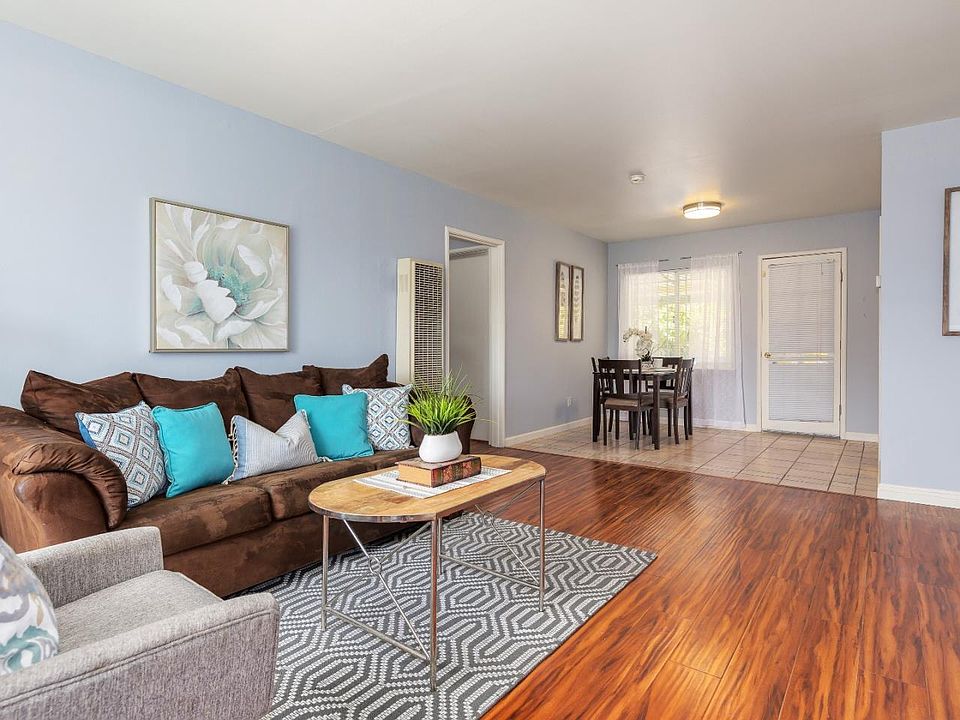 1st image of 25898 Bel Aire Dr