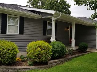 740 Crockett Dr, Webb City, MO 64870