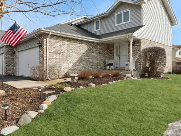 9447 E Quail Trl, Tinley Park, IL 60487