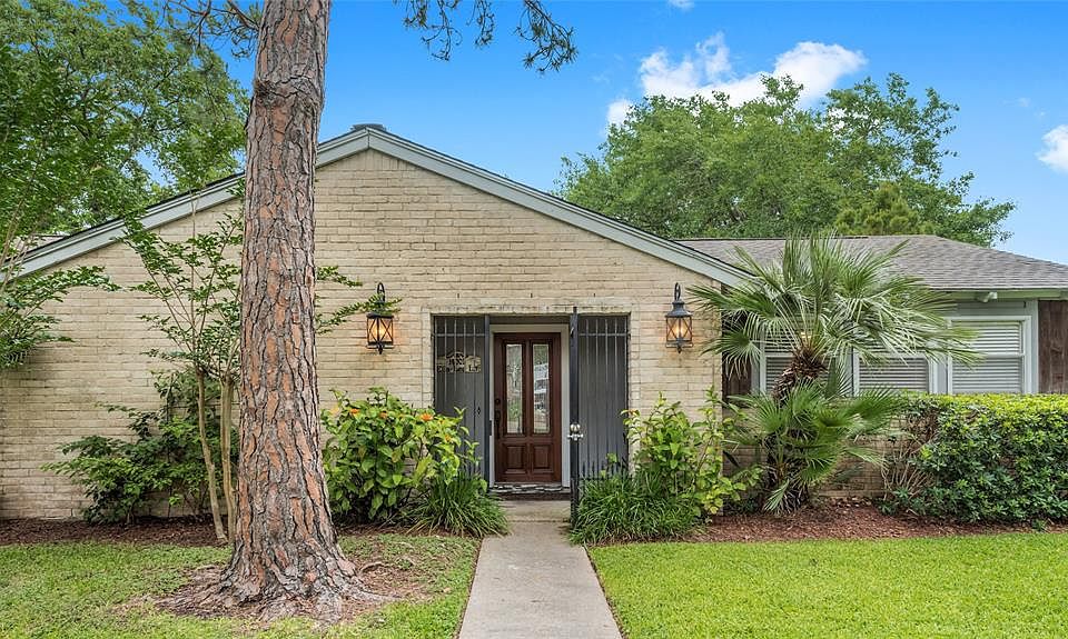 1st image of 14002 Ella Lee Ln