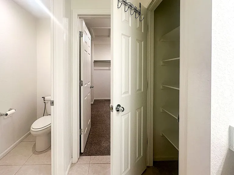 17430 Pacific Peak Cir — Photo 43