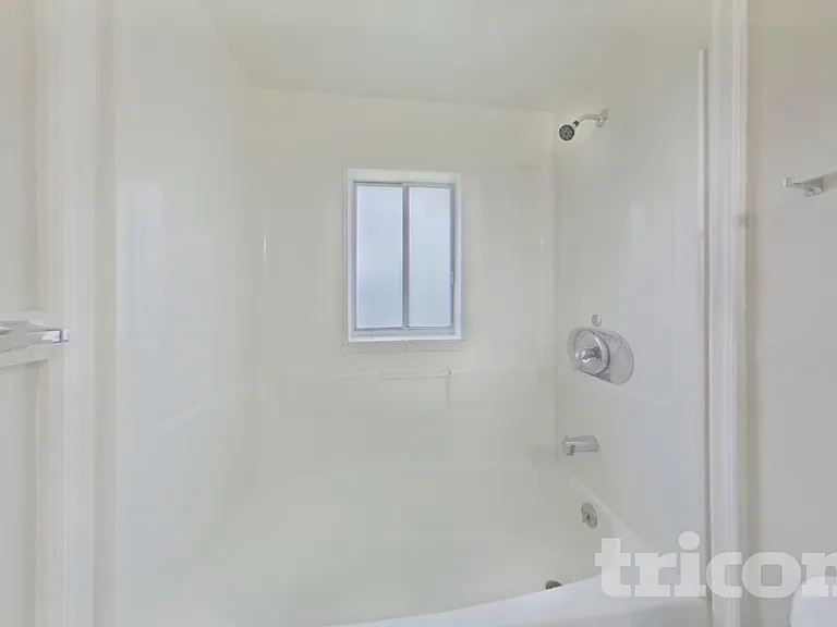 11415 Cardiff Dr — Photo 9