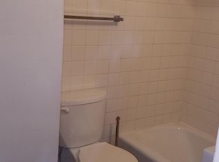 405 S Macarthur Blvd #&-2-3, Springfield, IL 62704