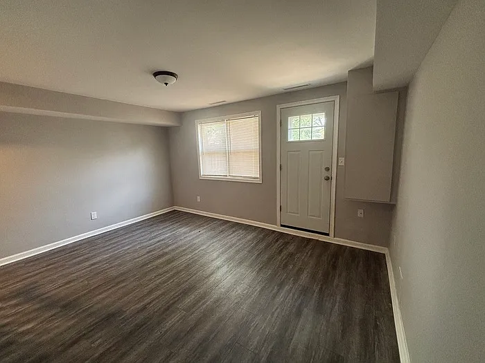 1318 Dalton Rd — Photo 9