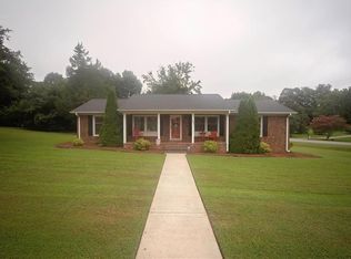 364 Dixon Rd, Graham, NC 27253