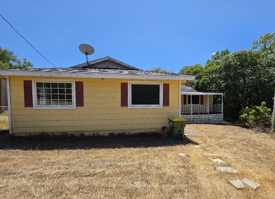 1st image of 2802 Rockwood Dr