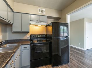 Sherwood Flats, Memphis, TN 38111