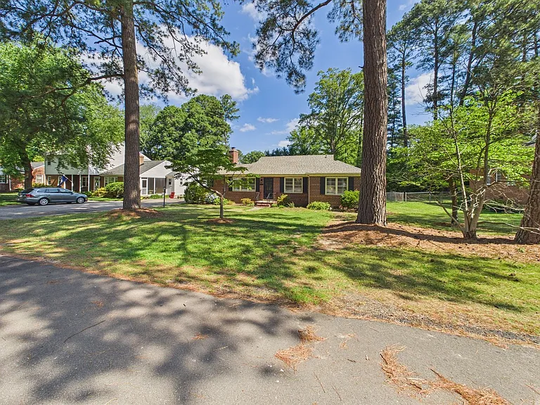 8808 Michaux Ln — Photo 42