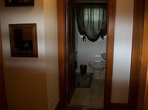4th image of 408 Washington Ave