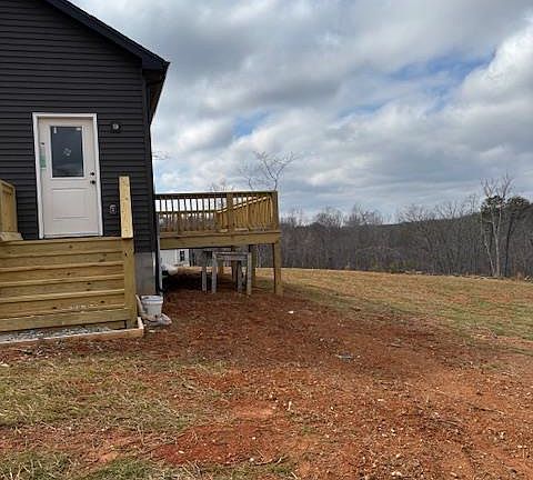 3rd image of 2184 Earley Farm Rd