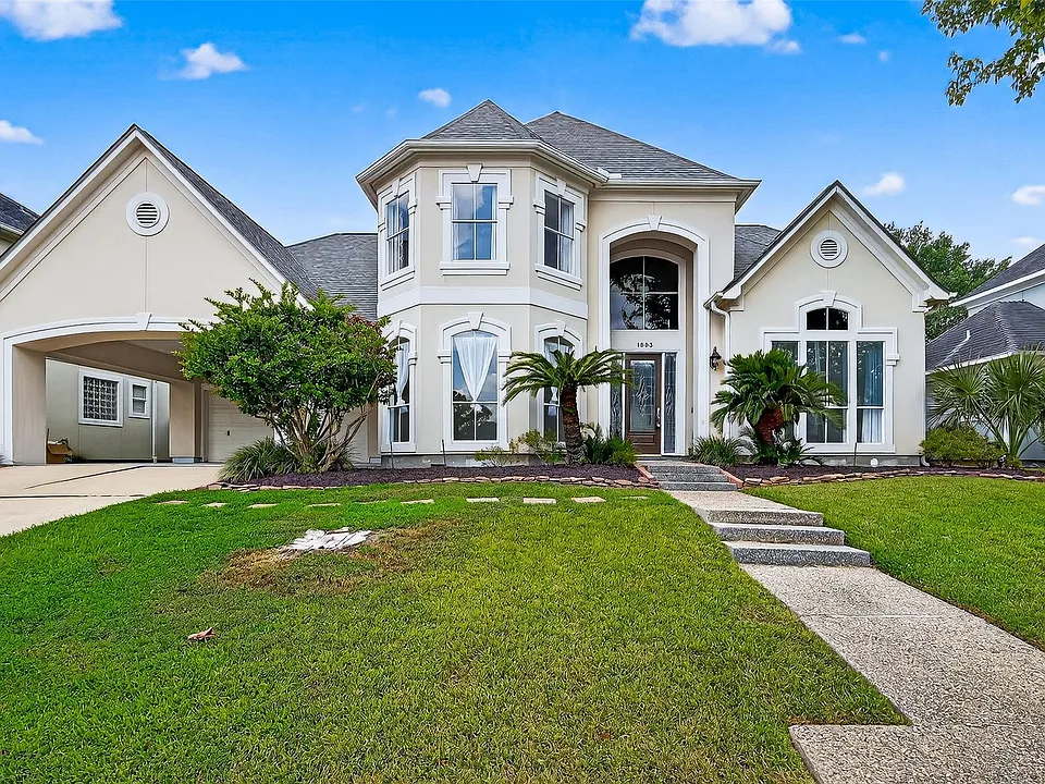 1803 Cottage Landing Ln
