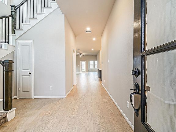 3rd image of 2622 Ocean Key Dr
