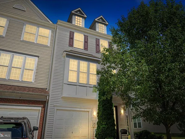 23192 Mountain Laurel Ln, California, MD 20619