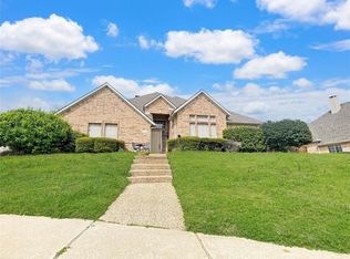 1803 Regent Ct, Corinth, TX 76210