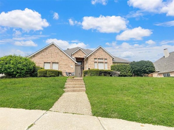 1803 Regent Ct