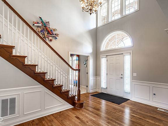 3rd image of 1826 Fairmount St