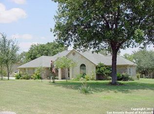 184 Rosewood Dr, La Vernia, TX 78121