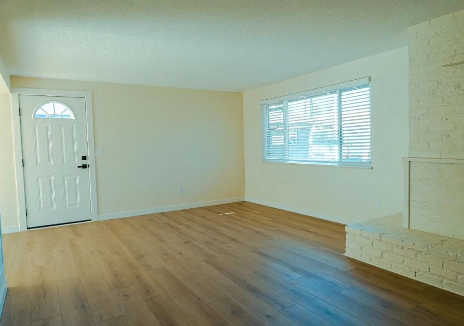 Brand New Remodeled 2-Bedroom Apartment Home in Walkable Fo-Po! $1,750 — Photo 2