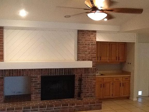 3rd image of 5786 Beechwood Trl