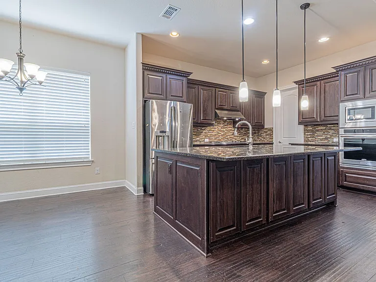 2727 Sonata Park — Photo 4