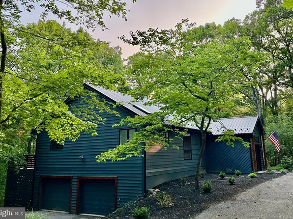 228 Rising Sun Rd, Hedgesville, WV 25427