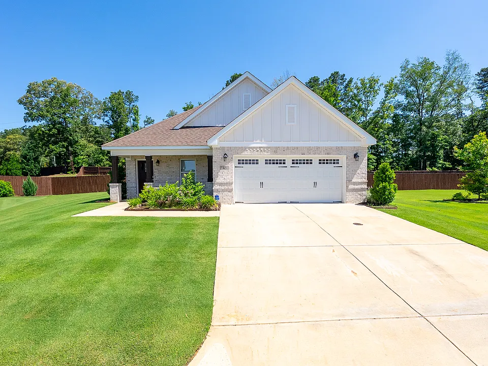 41 Loblolly Ln