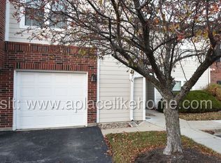 11609 Tomahawk Creek Pkwy APT C, Leawood, KS 66211