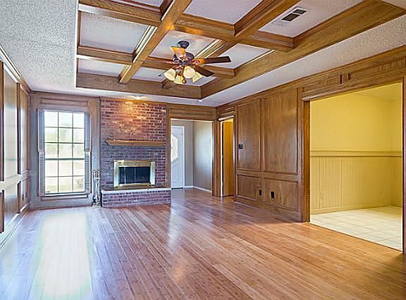 5th image of 1510 Brighton Dr