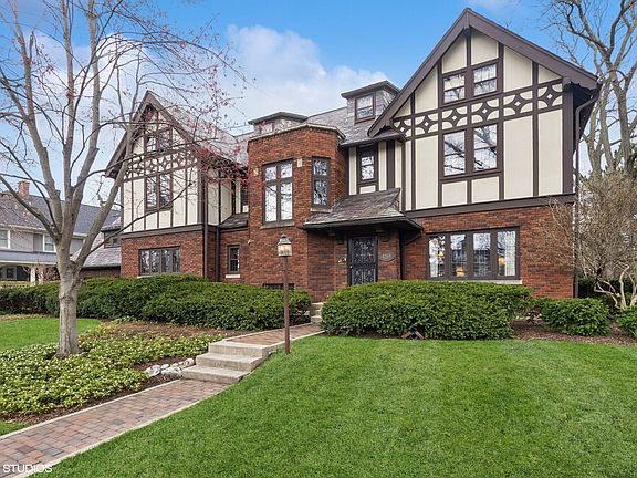 2nd image of 4069 Woodland Ave