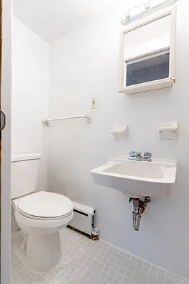 Rented by Oxford Property Group | media 30