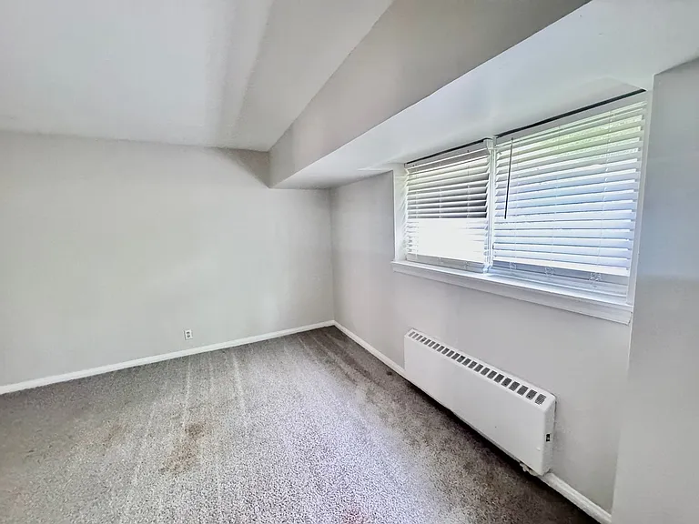 Colton House Apartments — Photo 68