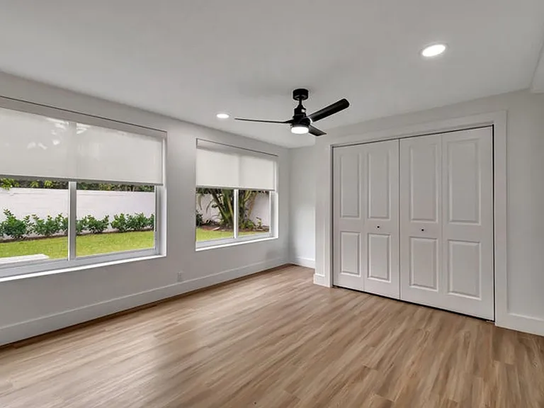 620 Las Palmas Park — Photo 16