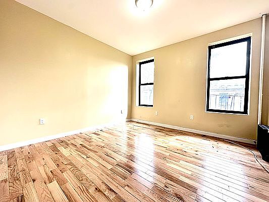 3rd image of 530 W 163rd St APT 3c