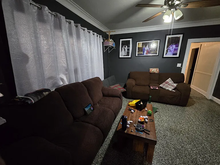 2730 N Marmora Ave #2 — Photo 4