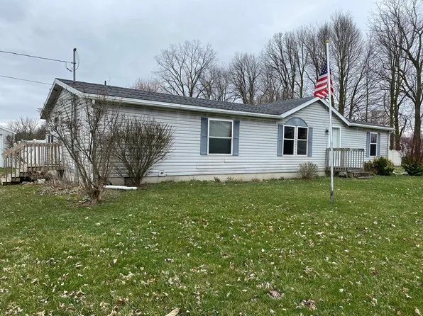 727 Clarendon Rd, Quincy, MI 49082